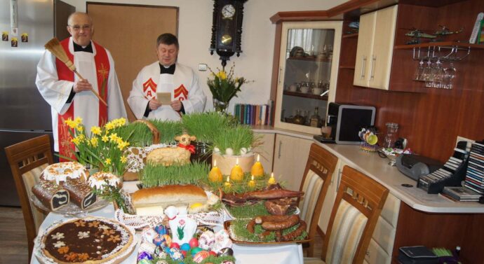 Wystrój Kościoła oraz poświęcenie pokarmów 2021